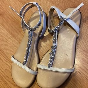 Aerosols beaded sandals